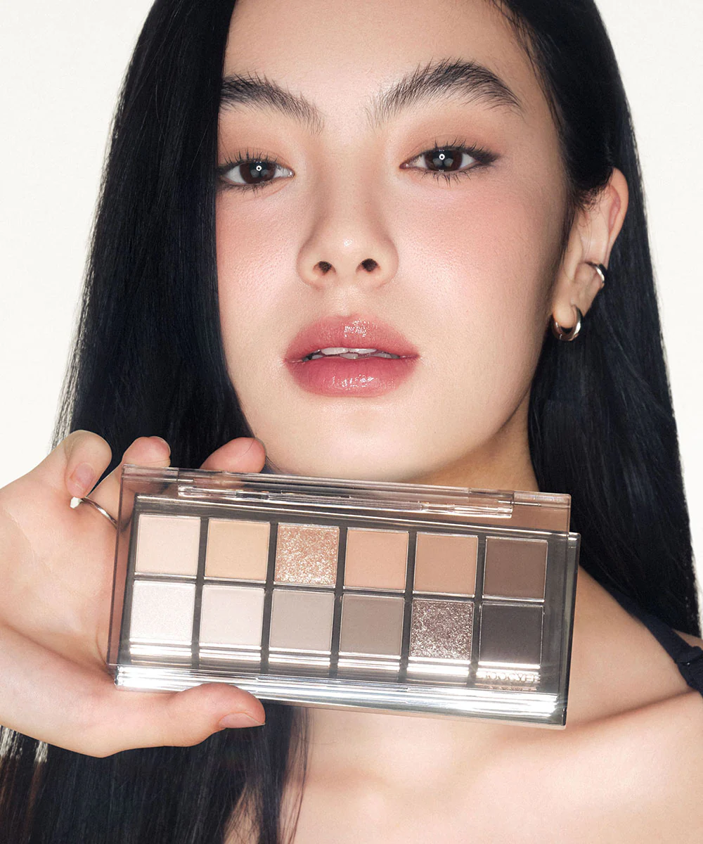 12 Shades Eyeshadow Palette - Image 21