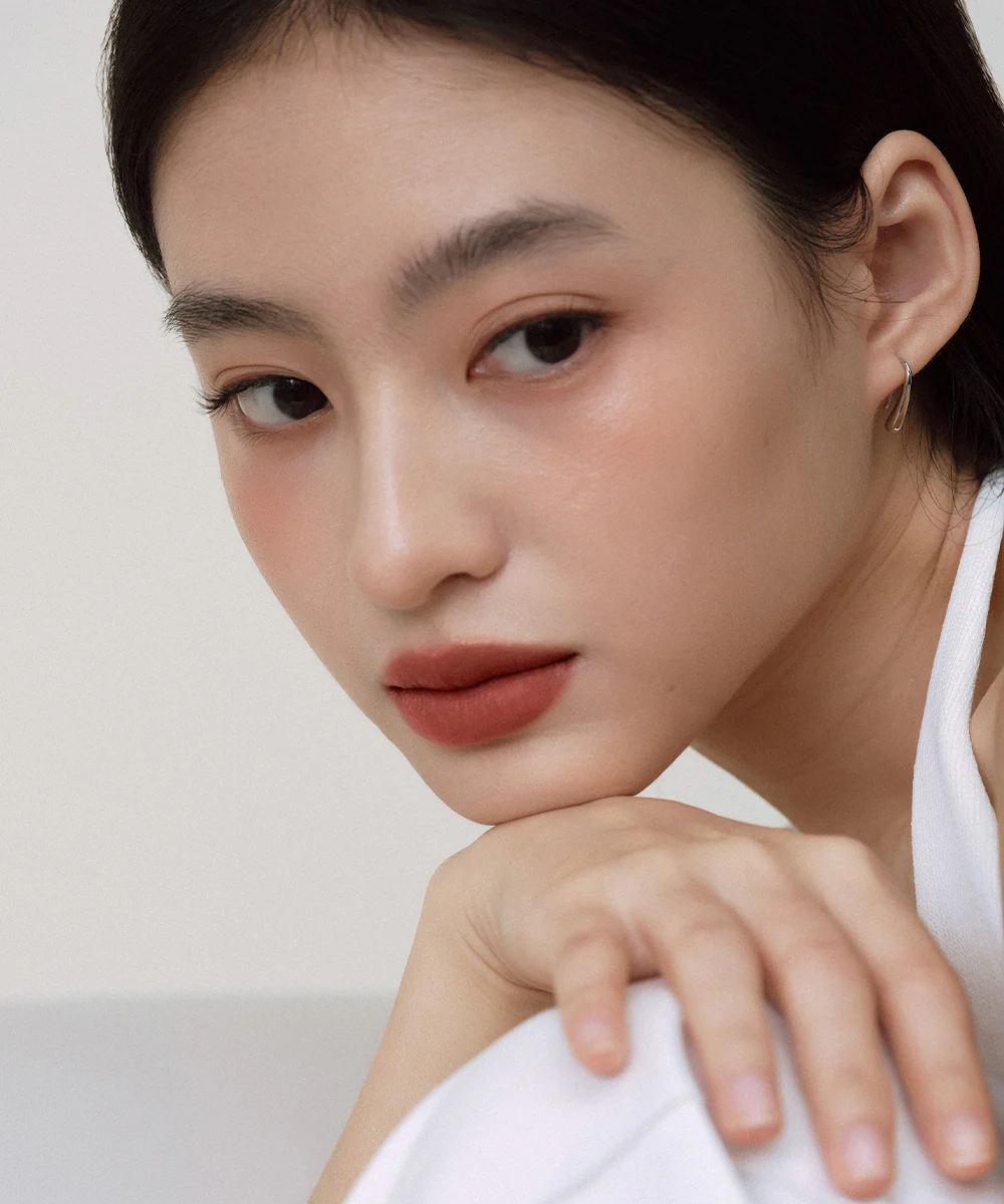 Essence Matte Rouge - Image 42