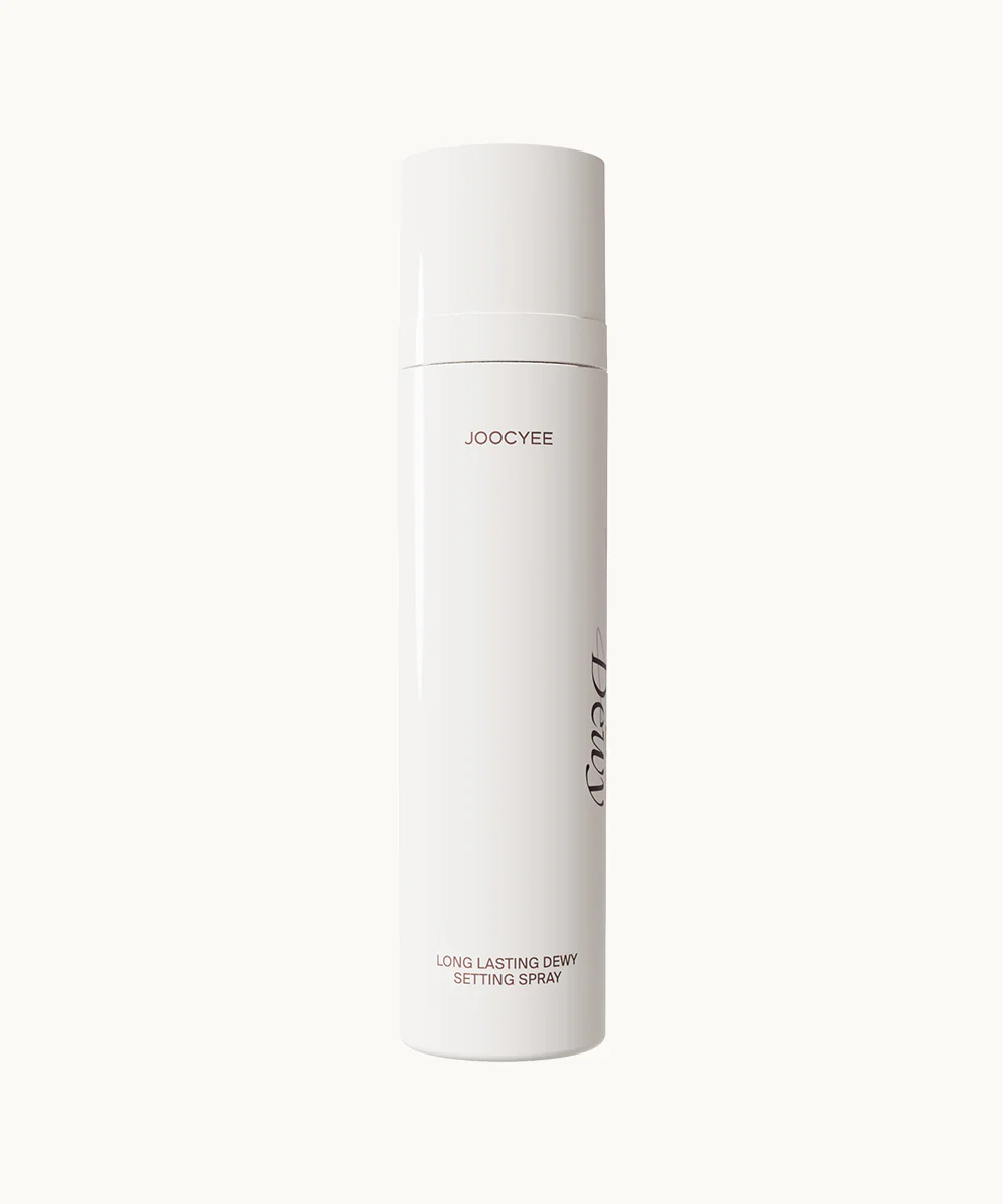 Wake & Boost Hydrating Face Spray - Image 4