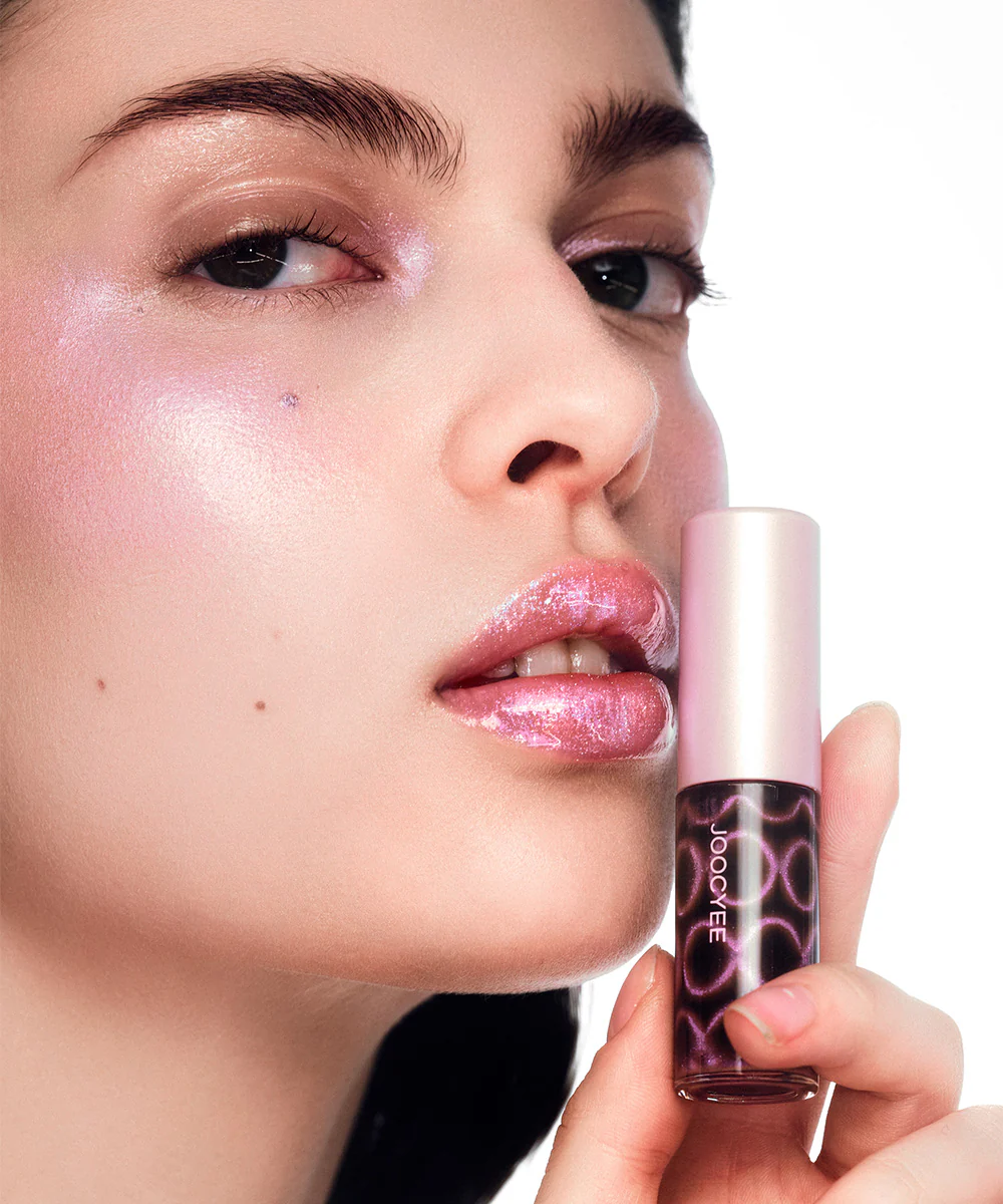 MagneGlow Lip Gloss - Image 19